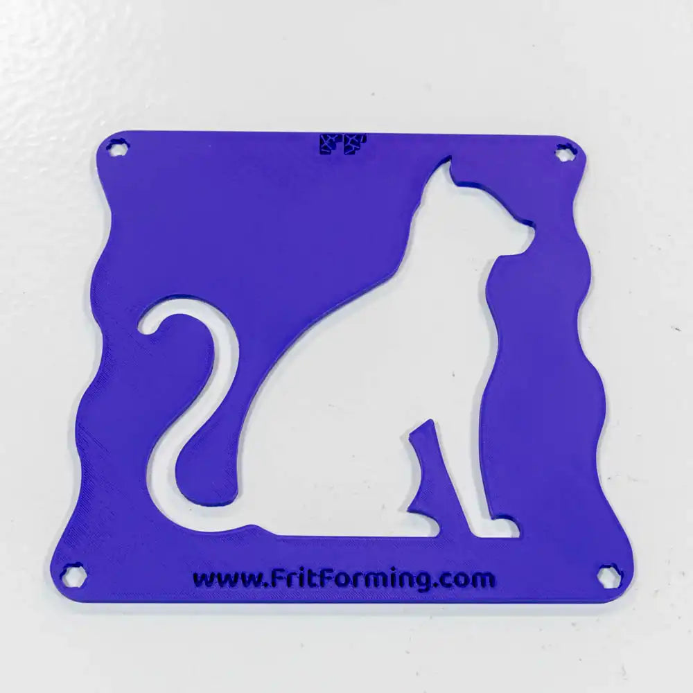 FritForming Poes zittend