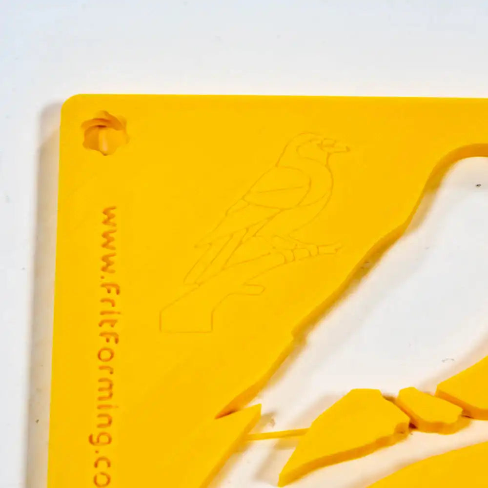 FritForming Raaf op stam