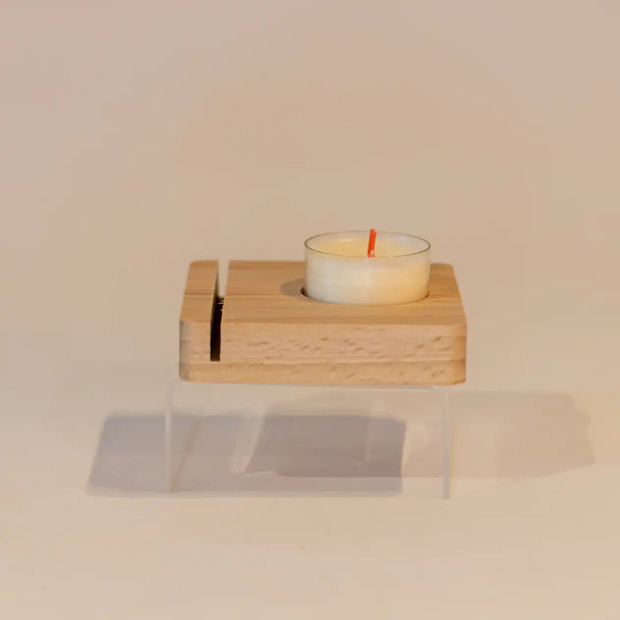 Houten steun voor 3mm glas met waxinelichtje